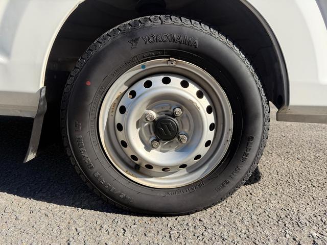 キャリイトラック ＫＣエアコン・パワステ　３方開／バックカメラ／エアコン／ＥＴＣ／ディスプレイオーディオ／ＣＤ／ＤＶＤ／ナビ／オートマ／車検整備付き（27枚目）