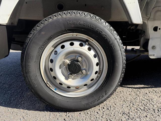 キャリイトラック ＫＣエアコン・パワステ　３方開／バックカメラ／エアコン／ＥＴＣ／ディスプレイオーディオ／ＣＤ／ＤＶＤ／ナビ／オートマ／車検整備付き（28枚目）