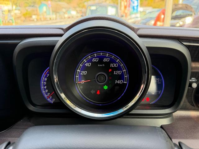 Ｎ－ＯＮＥ プレミアム　ツアラー・Ｌパッケージ　ディスプレイオーディオ／ＥＴＣ／ナビ・ワンセグＴＶ／ＤＶＤ再生／バックカメラ／クルーズコントロール／ターボ／プッシュスタート／スマートキーＨＩＤヘッドランプ／アルミホイール（18枚目）