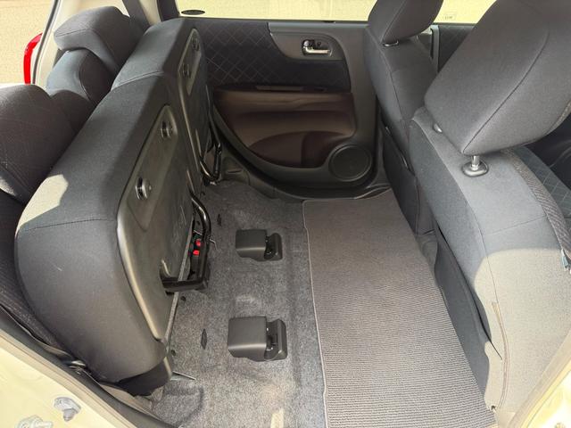 Ｎ－ＯＮＥ プレミアム　ツアラー・Ｌパッケージ　ディスプレイオーディオ／ＥＴＣ／ナビ・ワンセグＴＶ／ＤＶＤ再生／バックカメラ／クルーズコントロール／ターボ／プッシュスタート／スマートキーＨＩＤヘッドランプ／アルミホイール（32枚目）