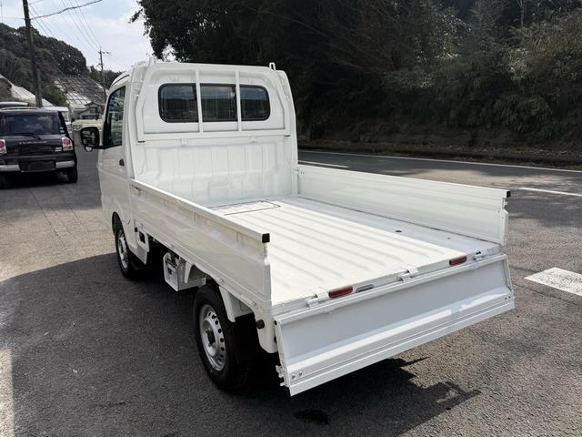 キャリイトラック ＫＣエアコン・パワステ　マニュアル５速／エアコン／パワーステアリング／パワーウィンドウ／衝突被害軽減ブレーキ／オートマチックハイビーム／レーンアシスト／キーレスエントリー／クリアランスソナー／アイドリングストップ（9枚目）