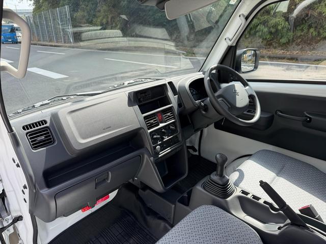 キャリイトラック ＫＣエアコン・パワステ　マニュアル５速／エアコン／パワーステアリング／パワーウィンドウ／衝突被害軽減ブレーキ／オートマチックハイビーム／レーンアシスト／キーレスエントリー／クリアランスソナー／アイドリングストップ（18枚目）