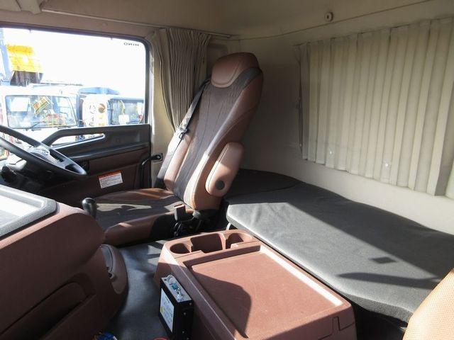 プロフィア カヤバ工業 MR4450 ミキサー車ドラム容量8.7立米 混合容量4.4立米ロングシュート 電動ホッパーカバーLEDヘッドライト 360馬力(51枚目)