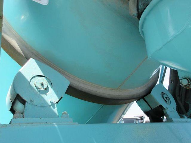 ヒノレンジャー 　増々ｔ車　ツーデフ　２８０馬力カヤバ工業　ＭＲ４５５０コンクリートミキサー車電動ホッパーカバー　水タンクドラム容量８．９立米・混合容量４．５立米（21枚目）