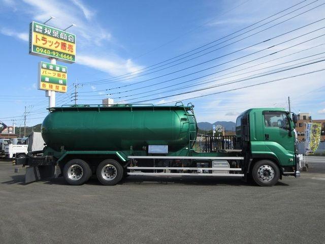 ギガ 　ギガ２５ｔ　１２速スムサー　３８０馬力　アルミホイール　極東開発工業　３層式ジェットパック　アルミタンク　２マンホール蓋　ＰＴＯポンプ付き　品名バラセメント積載容積１５．３立米（10枚目）