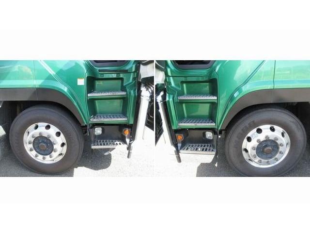 ギガ 　ギガ２５ｔ　１２速スムサー　３８０馬力　アルミホイール　極東開発工業　３層式ジェットパック　アルミタンク　２マンホール蓋　ＰＴＯポンプ付き　品名バラセメント積載容積１５．３立米（35枚目）