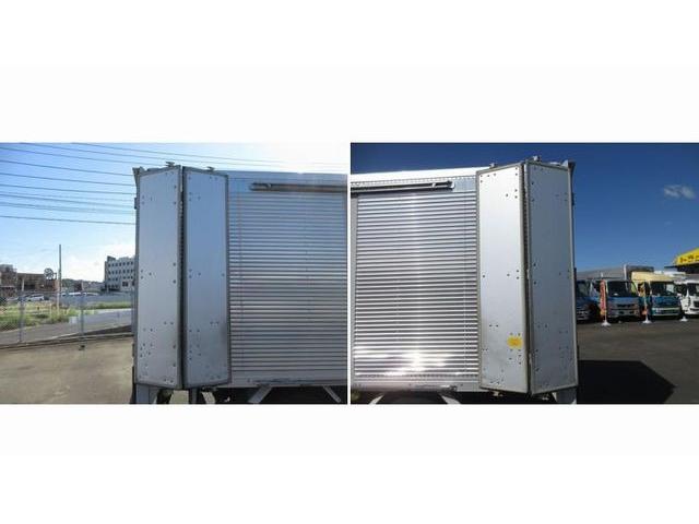 エルフトラック 　アルミバン　フルフラットロー　床板張り　左右サイドドア（スライド式）　ラッシングレール　内フック　ジョロダーレール　リヤドア４枚開き荷台内寸／長３３３０幅１６６０高１８２０（12枚目）