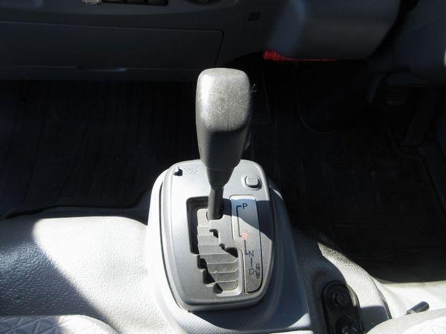 エルフトラック 　アルミバン　フルフラットロー　床板張り　左右サイドドア（スライド式）　ラッシングレール　内フック　ジョロダーレール　リヤドア４枚開き荷台内寸／長３３３０幅１６６０高１８２０（36枚目）