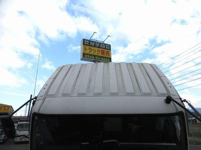 ファイター 　アルミウイング　床板張り　ラッシングレール２段　引出し式内フック５×２（5枚目）