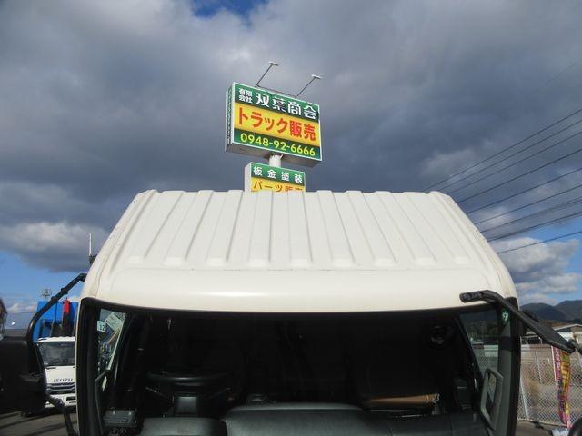 ヒノレンジャー 　上物新明和製回転板式パッカー車　容積６．４立米　汚水タンク付き　スペア吊り欠　連続切り替えスイッチ付き　緊急停止ボタン及び緊急停止スイッチ付き　オートマ　床後方鉄板２重張り（6枚目）