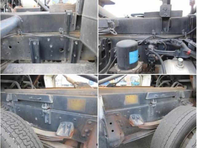 ヒノレンジャー 　上物新明和製回転板式パッカー車　容積６．４立米　汚水タンク付き　スペア吊り欠　連続切り替えスイッチ付き　緊急停止ボタン及び緊急停止スイッチ付き　オートマ　床後方鉄板２重張り（34枚目）