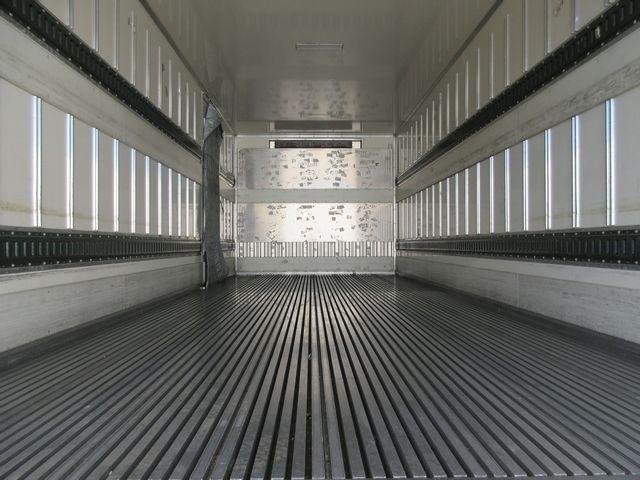 フォワード 　ワイドボデー　東プレ製　キーストン　エアサス　冷凍機型式ＸＶ４２ＬＯＣ‐Ｕ　製造番号Ｈ１７１６７３　上物年式２０１７年９月（17枚目）