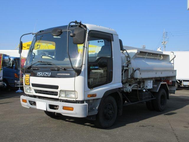 フォワード 新明和製石油ローリー 消防書類完備 マンホール蓋3個 給油ホース、ホースリール、給油ガン付き 4KL 上物年式(同年式)2011年10月 類別第4類 品名第2石油類、第3石油類、灯油、軽油、重油(6枚目)