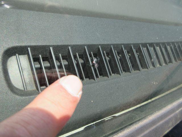 フォワード 新明和製石油ローリー 消防書類完備 マンホール蓋3個 給油ホース、ホースリール、給油ガン付き 4KL 上物年式(同年式)2011年10月 類別第4類 品名第2石油類、第3石油類、灯油、軽油、重油(49枚目)