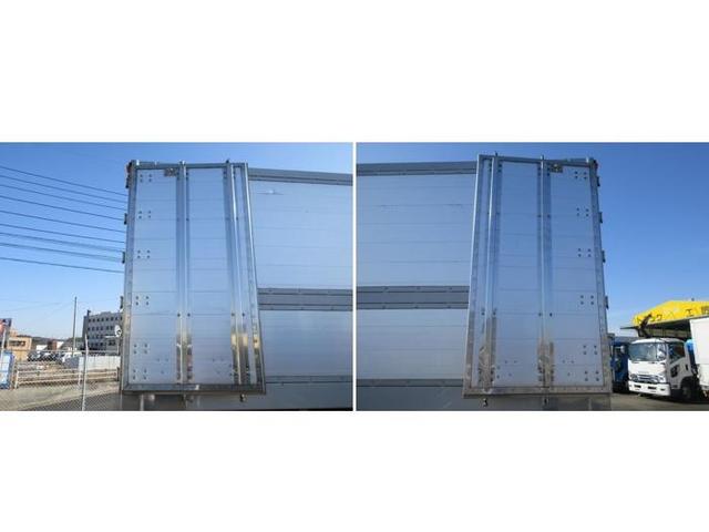 ギガ 　チップ運搬車　スライドデッキ　２５ｔ　リアダンパー付き　４００ＰＳ　喜多村製ボデー（２０１５年６月製造）新明和製スライドデッキ（製造年２０１５年５月）（14枚目）