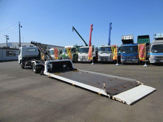 キャンター 農機具運搬仕様 ウインチ・ラジコン付き 極東開発フラトップZEROII テールゲート手動式(2枚目)