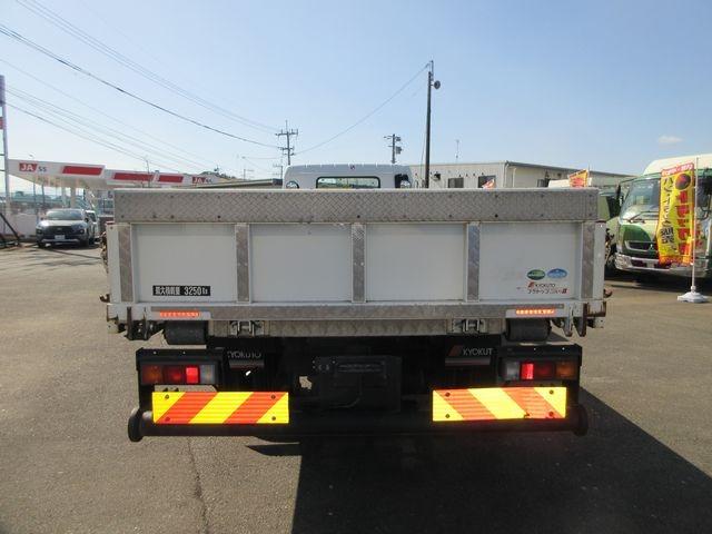 キャンター 農機具運搬仕様 ウインチ・ラジコン付き 極東開発フラトップZEROII テールゲート手動式(8枚目)