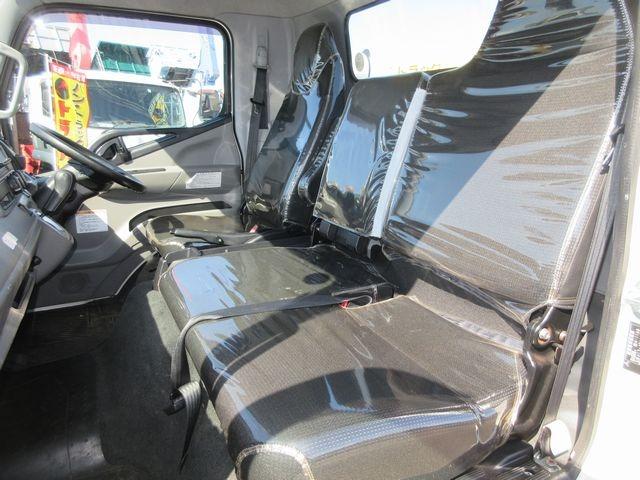 キャンター 農機具運搬仕様 ウインチ・ラジコン付き 極東開発フラトップZEROII テールゲート手動式(40枚目)