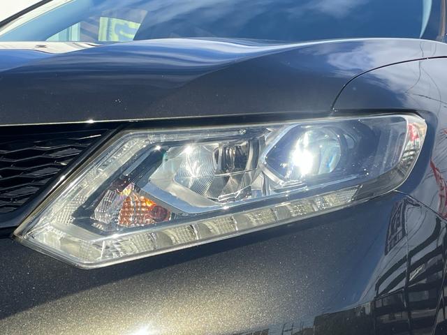 エクストレイル ２０ＸブラクエクストリーマＸエマージェンシブレーキＰ　４ＷＤ／全国対応保証付き／純正ナビ・ＴＶ／アラウンドビューモニター／ルーフレール／ＬＥＤヘッドランプ／ホワイトレタータイヤ／ＢＳＷ／オートリトラミラー／シートヒーター／衝突軽減Ｂ／車線逸脱／プッシュＳ（41枚目）