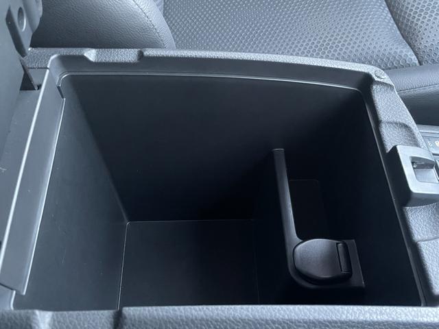 エクストレイル ２０Ｘ　エマージェンシーブレーキパッケージ　全国対応保証付き／純正８型ナビ／ＴＶ／Ｂｌｕｅｔｏｏｔｈ／バックモニター／後席モニター／ＬＥＤヘッドライト／７人乗り／カプロンシート／シートヒーター／ルーフレール／衝突被害軽減Ｂ／プッシュスタ―ト（41枚目）