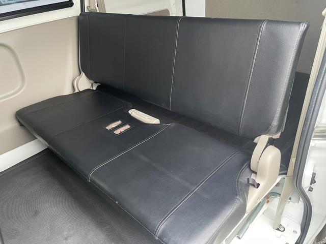 エブリイ ＰＣリミテッド　全国対応保証付き／４ＡＴ／ユーザー買取車／ディスプレイオーディオ／バックモニター／キーレスキー／革調シートカバー／社外ＬＥＤヘッドランプ／両側スライド／アルミホイール／電格ドアミラー／パワーウィンドウ（21枚目）