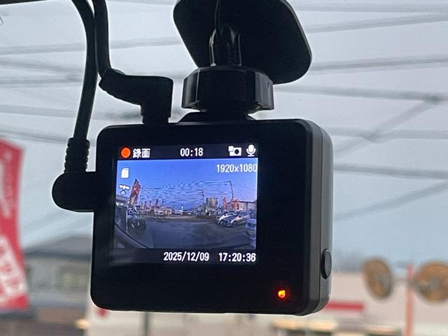 スマートフォーツークーペ ターボ 全国対応保証付き/ユーザー買取車/ナビ/TV/Bluetooth/バックモニター/ガラスルーフ/前後ドラレコ/HIDヘッドライト・フォグランプ/リアフォグランプ/ETC/アルミホイール/ハーフレザー(19枚目)