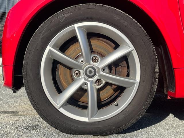 スマートフォーツークーペ ターボ 全国対応保証付き/ユーザー買取車/ナビ/TV/Bluetooth/バックモニター/ガラスルーフ/前後ドラレコ/HIDヘッドライト・フォグランプ/リアフォグランプ/ETC/アルミホイール/ハーフレザー(32枚目)