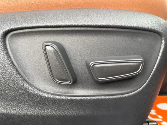 ヴェルファイア Z プレミア 登録済未使用車/ターボ8AT/ユニバーサルS/後席モニター/純正ナビ・TV/パノラミックビュー/ムーンルーフ/両側電動スライド/Pバックドア/Dインナーミラー/HUD/BSM/シートベンチレーション/(40枚目)