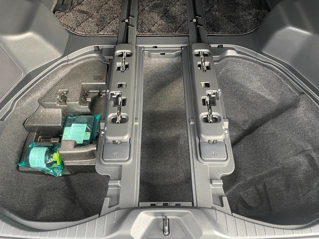 ヴェルファイア Z プレミア 登録済未使用車/ターボ8AT/ユニバーサルS/後席モニター/純正ナビ・TV/パノラミックビュー/ムーンルーフ/両側電動スライド/Pバックドア/Dインナーミラー/HUD/BSM/シートベンチレーション/(71枚目)