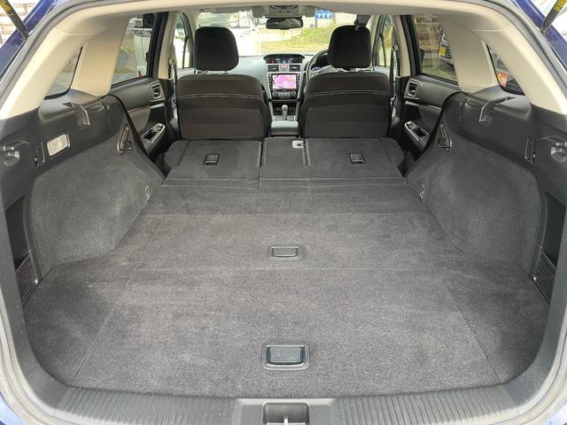 �Z�J���h�V�[�g��|���Ƒ傫�ȉו�����������ςݍ��߂܂���