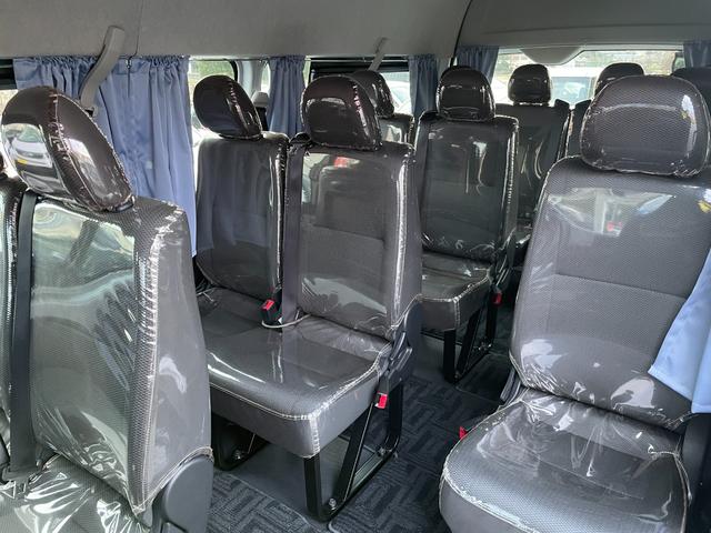 ��ȃV�[�g�́A�r�j�[���̃V�[�g�J�o�[����������t���Ă���A��Ԃ��ǂ��ł����E�H�[�N�X���[���]�T�������Ēʂ�܂���