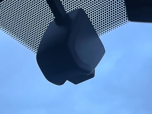 �J�����ʑ̌^�h���C�u���R�[�_�[���t���Ă���܂����t�����g�K���X������X�b�L���Ƃ��āA���E�̎ז��ɂȂ�܂����