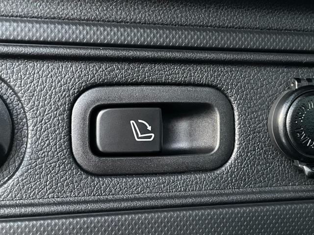 �Z�J���h�V�[�g��|���Ƒ傫�ȉו�����������ςݍ��߂܂���