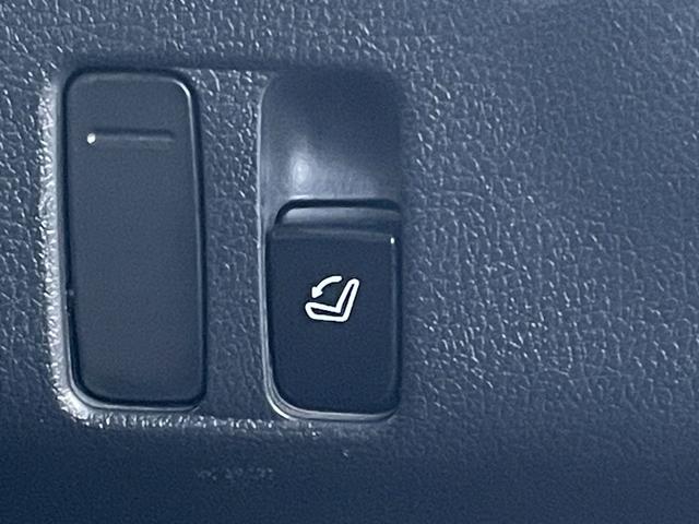 �Z�J���h�V�[�g��|���Ƒ傫�ȉו�����������ςݍ��߂܂���