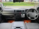 ハイエースバン ロングDX ディーゼルターボ/販売店保証付/ワンオーナーユーザー買取車/Tベルト交換渡し/ドライブレコーダー/ビルトインETC/ヘッドライトレベライザー/両側スライドドア/メンテナンス記録有/ディーラーメンテ車/ 中古車画像_3