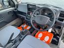 NT100クリッパートラック DX農繁仕様 4WD/届出済未使用車/5速MT/LEDヘッドライト/LED作業灯/デフロック/デジタルメーター/スペアタイヤ/パワーウィンドウ/オートライト/衝突軽減/標識認識/LEDルームランプ/ゲートプロテクタ 中古車画像_3