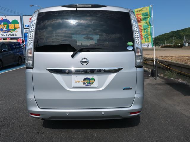 セレナ 20X S-ハイブリッドアドバンスドセーフティパック ドライブレコーダー/アラウンドビューモニター/ETC/ナビ・フルセグTV/シートヒーター/3列シート/8人乗り/CD・DVD再生/両側電動スライドドア/LEDヘッドランプ/スマートキー/後席モニタ(9枚目)