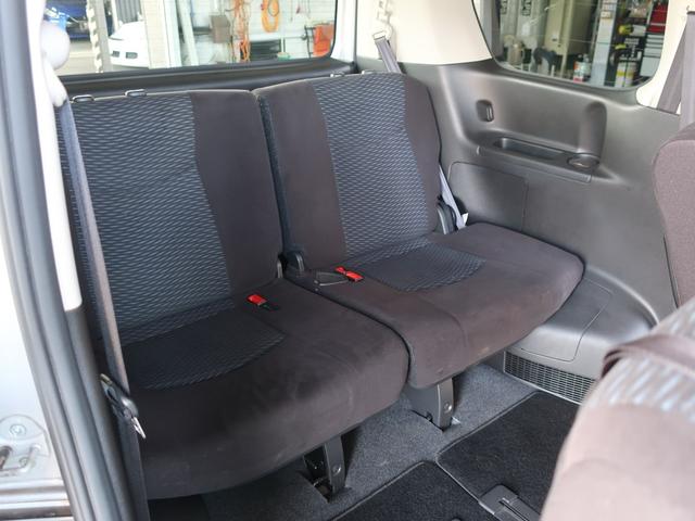 セレナ 20X S-ハイブリッドアドバンスドセーフティパック ドライブレコーダー/アラウンドビューモニター/ETC/ナビ・フルセグTV/シートヒーター/3列シート/8人乗り/CD・DVD再生/両側電動スライドドア/LEDヘッドランプ/スマートキー/後席モニタ(21枚目)