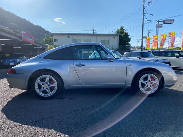 ９１１カレラ　タルガ　ティプトロニックＳ／ＭＩＺＷＡ正規輸入車／後期型バリオラムＥＧ／屋内保管車／取説・整備手帳／純正キー２本／キーレス２本／禁煙車／リトロニック／電動黒革シート／屋内保管車(14枚目)