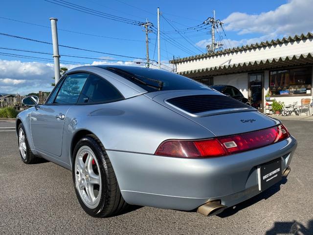 ９１１カレラ　タルガ　ティプトロニックＳ／ＭＩＺＷＡ正規輸入車／後期型バリオラムＥＧ／屋内保管車／取説・整備手帳／純正キー２本／キーレス２本／禁煙車／リトロニック／電動黒革シート／屋内保管車(15枚目)