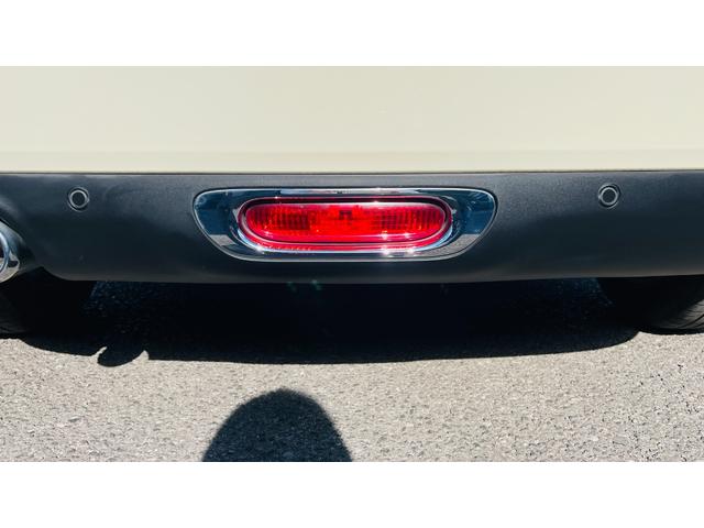 ＭＩＮＩ クーパーＤ　禁煙車／インテリジェントセーフティ／パーキングアシスト／純正ＨＤＤナビ／バックカメラ前後ソナー／コンフォートアクセス／タッチパネル／Ｂｌｕｅｔｏｏｔｈ／ユニオンジャックテール／Ｒ５面スモーク／クルコン（15枚目）