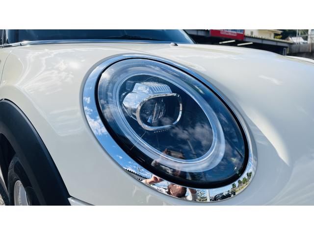 ＭＩＮＩ クーパーＤ　禁煙車／インテリジェントセーフティ／パーキングアシスト／純正ＨＤＤナビ／バックカメラ前後ソナー／コンフォートアクセス／タッチパネル／Ｂｌｕｅｔｏｏｔｈ／ユニオンジャックテール／Ｒ５面スモーク／クルコン（26枚目）