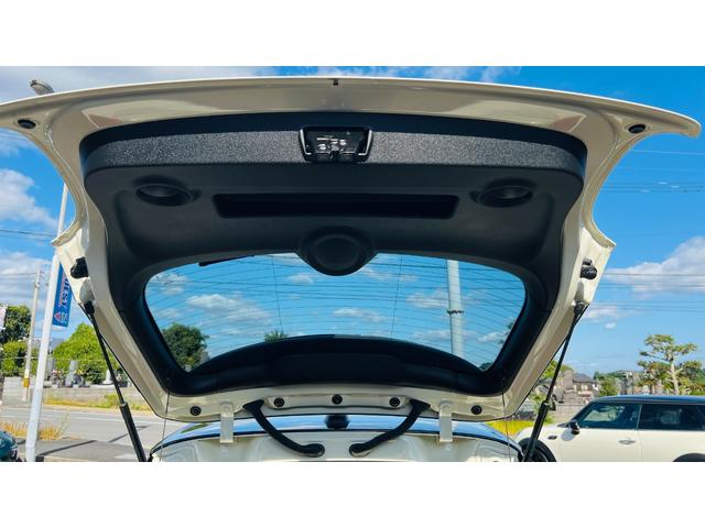 ＭＩＮＩ クーパーＤ　禁煙車／インテリジェントセーフティ／パーキングアシスト／純正ＨＤＤナビ／バックカメラ前後ソナー／コンフォートアクセス／タッチパネル／Ｂｌｕｅｔｏｏｔｈ／ユニオンジャックテール／Ｒ５面スモーク／クルコン（32枚目）