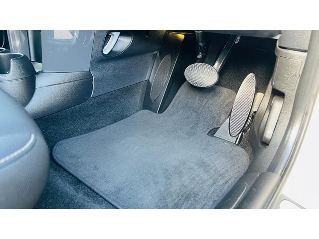 ＭＩＮＩ クーパーＤ　禁煙車／インテリジェントセーフティ／パーキングアシスト／純正ＨＤＤナビ／バックカメラ前後ソナー／コンフォートアクセス／タッチパネル／Ｂｌｕｅｔｏｏｔｈ／ユニオンジャックテール／Ｒ５面スモーク／クルコン（48枚目）