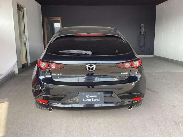 ＭＡＺＤＡ３ファストバック １．５　１５Ｓ　ツーリング　ナビ／ＥＴＣ／衝突被害軽減ブレーキ　ＥＳＣ　アダプティブクルコン　リアコーナーセンサー　盗難防止　リアカメラ　地デジ　ＥＴＣ車載器　ＤＶＤ再生　メモリナビ　カーテンエアバッグ　フルオートエアコン（11枚目）