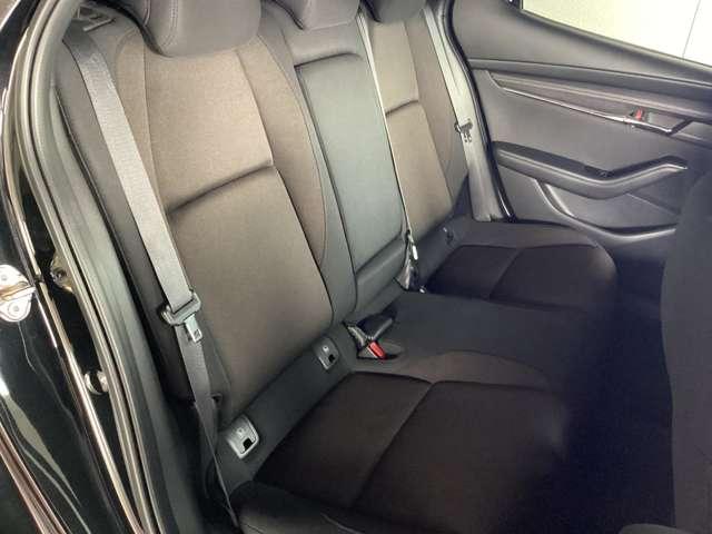 ＭＡＺＤＡ３ファストバック １．５　１５Ｓ　ツーリング　ナビ／ＥＴＣ／衝突被害軽減ブレーキ　ＥＳＣ　アダプティブクルコン　リアコーナーセンサー　盗難防止　リアカメラ　地デジ　ＥＴＣ車載器　ＤＶＤ再生　メモリナビ　カーテンエアバッグ　フルオートエアコン（18枚目）