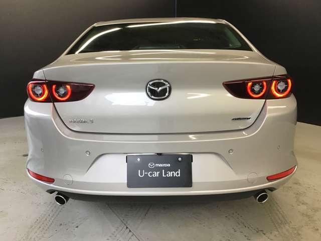 ＭＡＺＤＡ３セダン １．８　ＸＤプロアクティブ　ツーリング　セレクション　ディー　ナビ　ＣａｒＰｌａｙ対応　全方位モニタ　衝突軽　前席シートヒーター　横滑り防止装置　パワーシート　ＬＥＤヘッド　オートマチックハイビーム　ＥＴＣ　クリアランスソナー　ＤＶＤ　スマートキー　ナビＴＶ（11枚目）