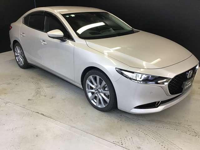 ＭＡＺＤＡ３セダン １．８　ＸＤプロアクティブ　ツーリング　セレクション　ディー　ナビ　ＣａｒＰｌａｙ対応　全方位モニタ　衝突軽　前席シートヒーター　横滑り防止装置　パワーシート　ＬＥＤヘッド　オートマチックハイビーム　ＥＴＣ　クリアランスソナー　ＤＶＤ　スマートキー　ナビＴＶ（14枚目）