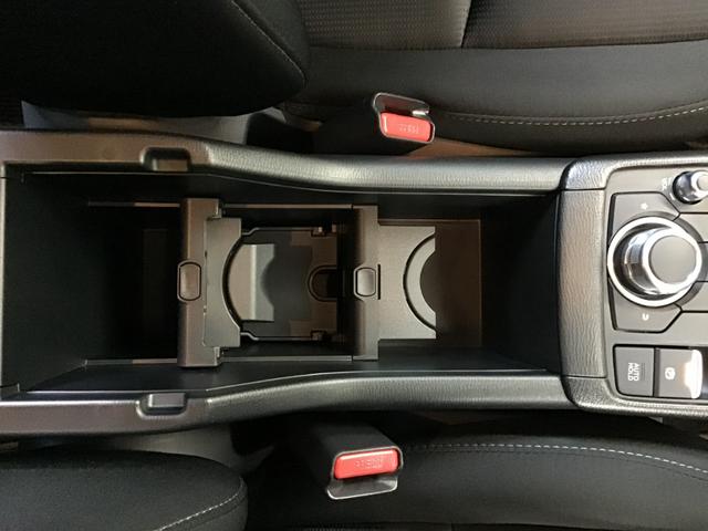 ＣＸ－３ １．５　１５Ｓ　ツーリング　ナビ　／　ＥＴＣ　／　全方位モニター　／　スマートシティブレーキ　全方位カメラ　エアコン　フルセグ　ＬＥＤヘッドライト　クリアランスソナー　ＥＴＣ車載器　スマートキー　アイドリングストップ　ＤＶＤ再生（16枚目）