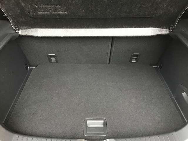 ＣＸ－３ １．５　１５Ｓ　ツーリング　ナビ　／　ＥＴＣ　／　全方位モニター　／　スマートシティブレーキ　全方位カメラ　エアコン　フルセグ　ＬＥＤヘッドライト　クリアランスソナー　ＥＴＣ車載器　スマートキー　アイドリングストップ　ＤＶＤ再生（20枚目）